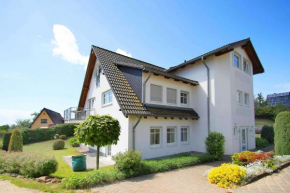 Balkon mit traumhaften Meerblick, gratis Nutzung vom AHOI Erlebnisbad und Sauna in Sellin Dünenhaus FeWo05 in Göhren